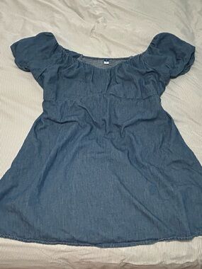 Old Navy Blue Denim-Look Off-Shoulder Top